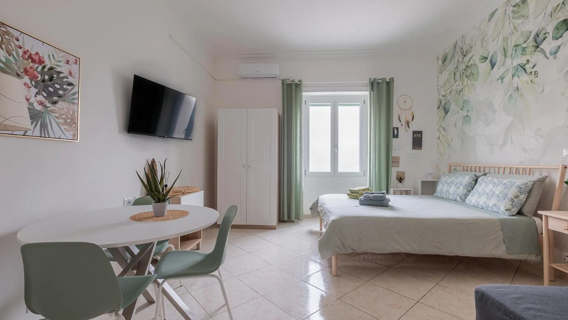 San Giovanni Dream House Rome 0*,  Italy